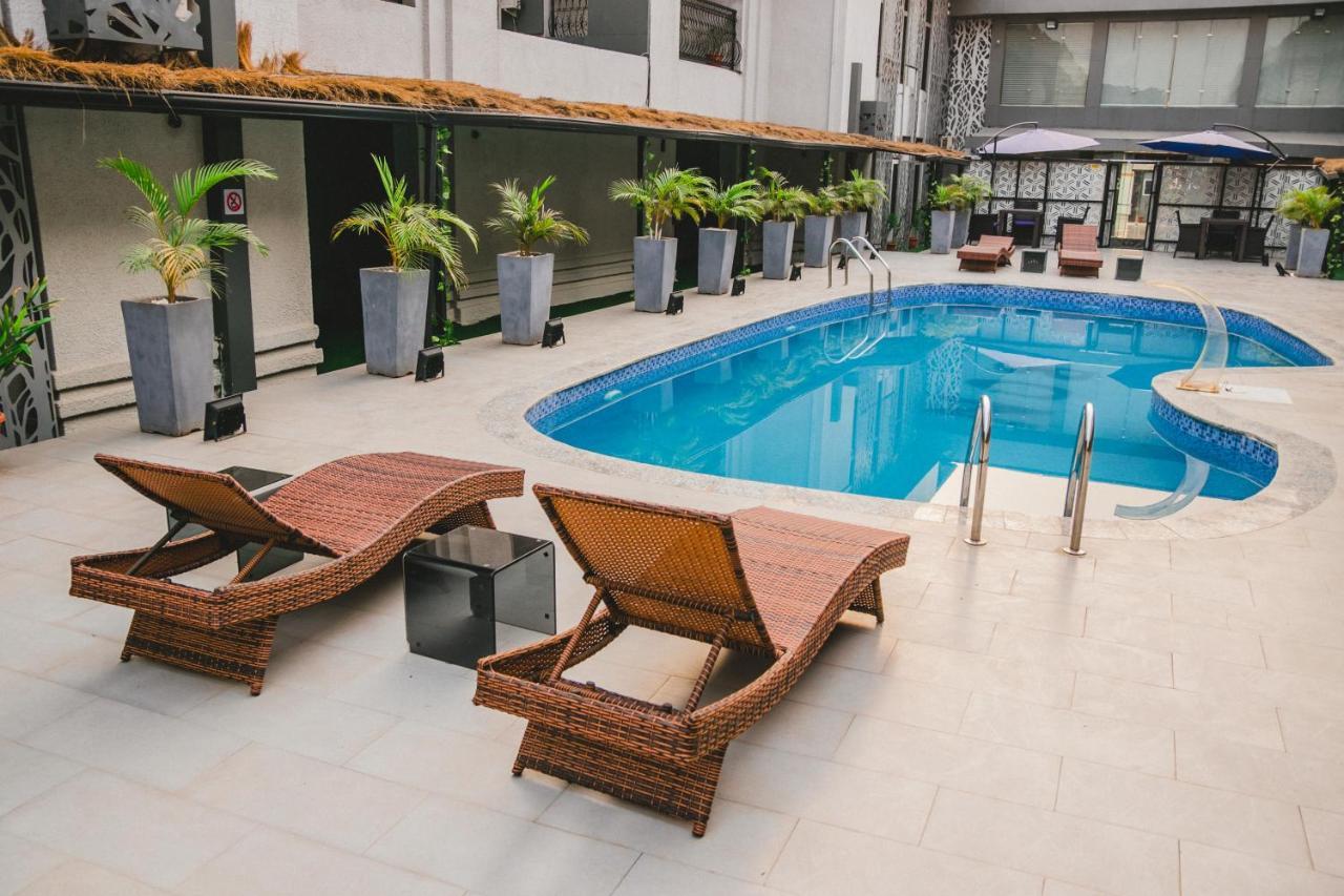 Bon Hotel אסאבה מראה חיצוני תמונה